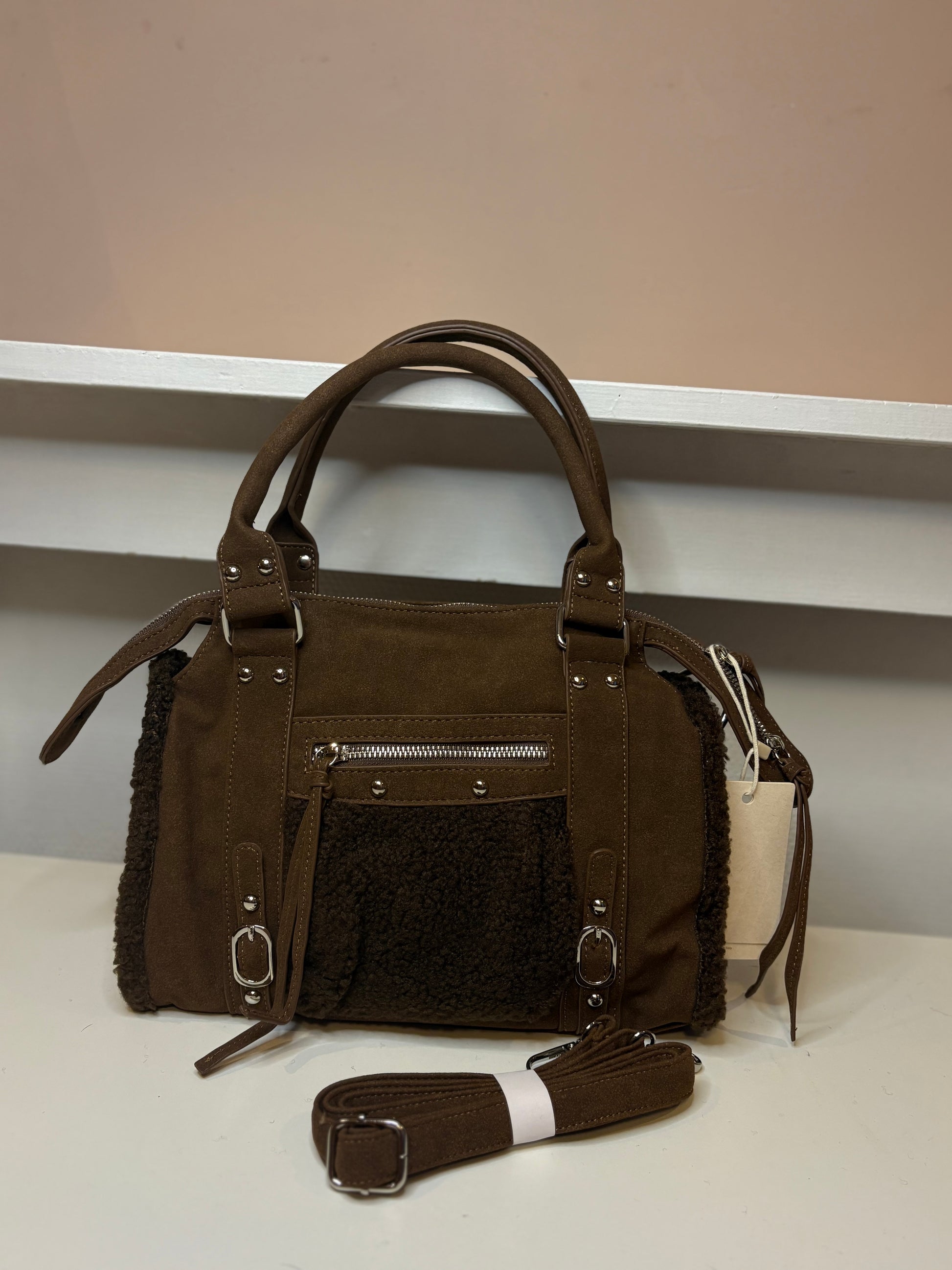 Sally Tas - Teddy Bruin