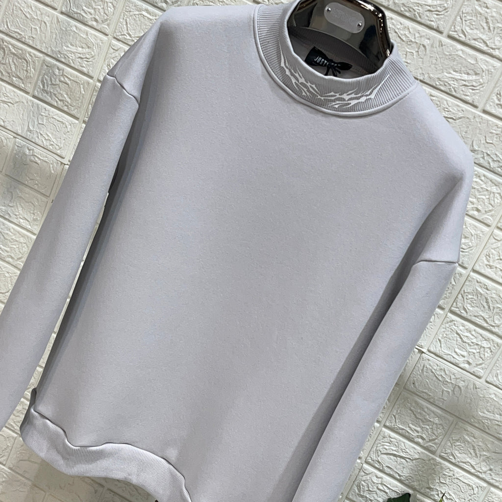 Tech sweater