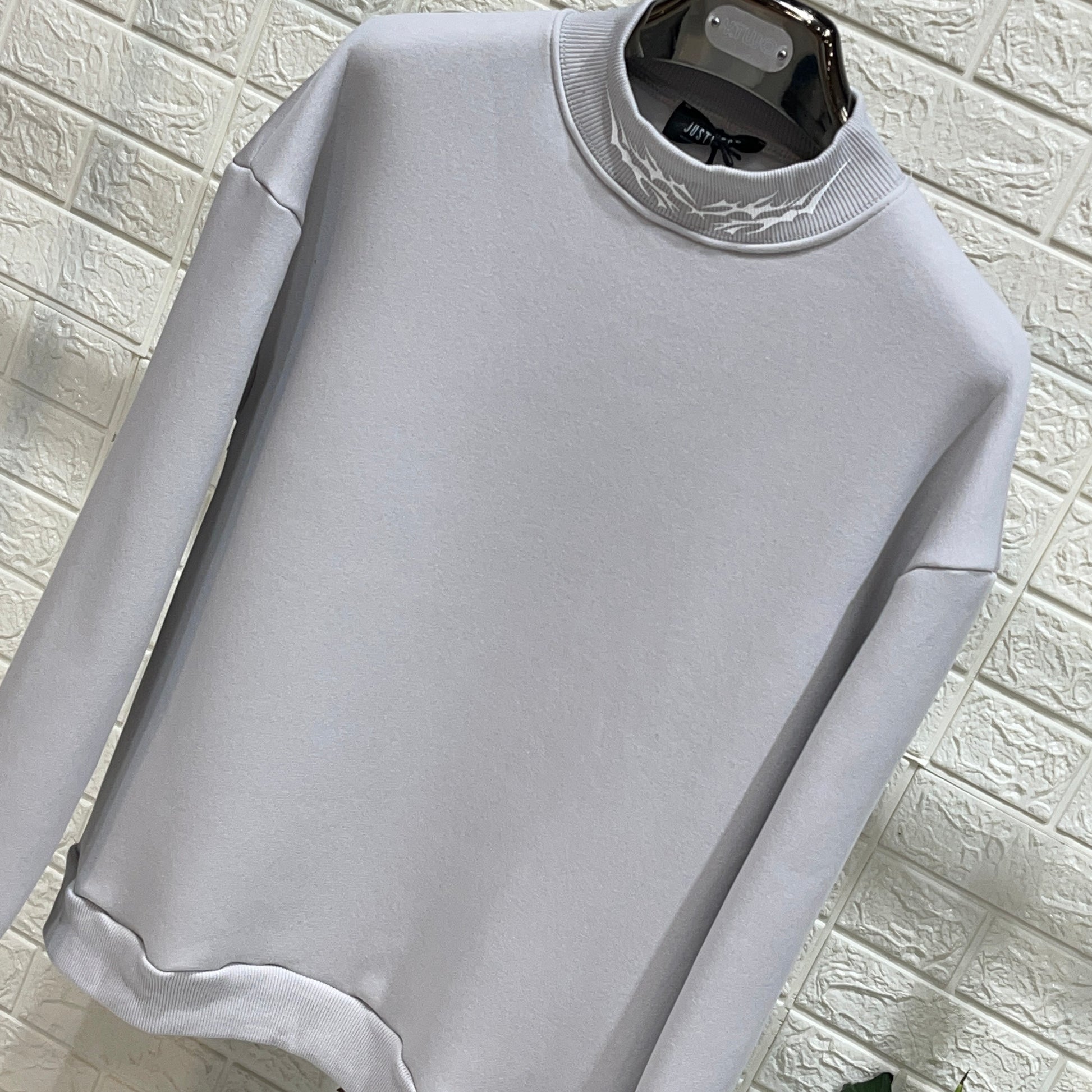 Tech sweater