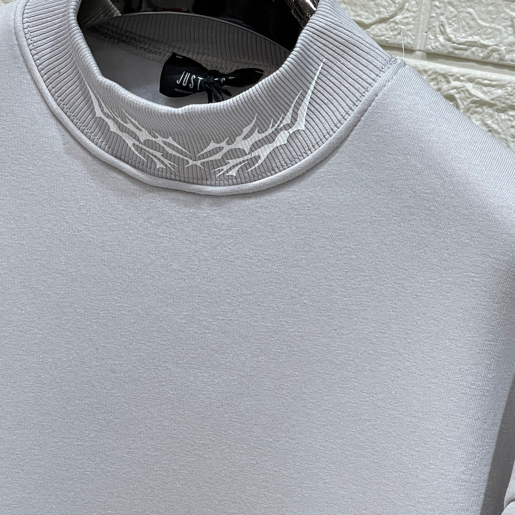Tech sweater