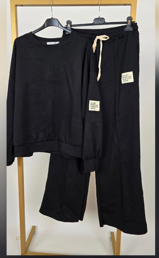 Patch sets sweater